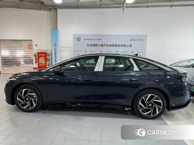 Volkswagen ID.7 VIZZION 2024 Синий из Китая, фото 3