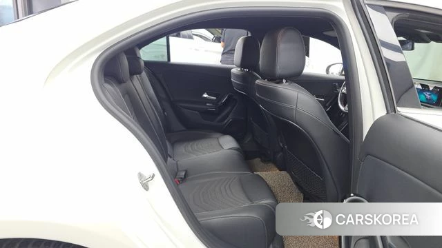 Mercedes-Benz A-Class W177 2020 Белый из Кореи, фото 3