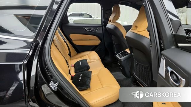 Volvo XC60 second Generation 2020 Черный из Кореи, фото 3