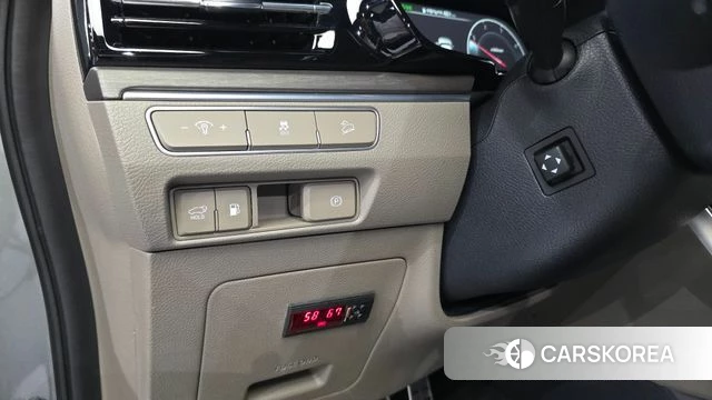 Kia Mohave Master 2023 Серебряный из Кореи, фото 3