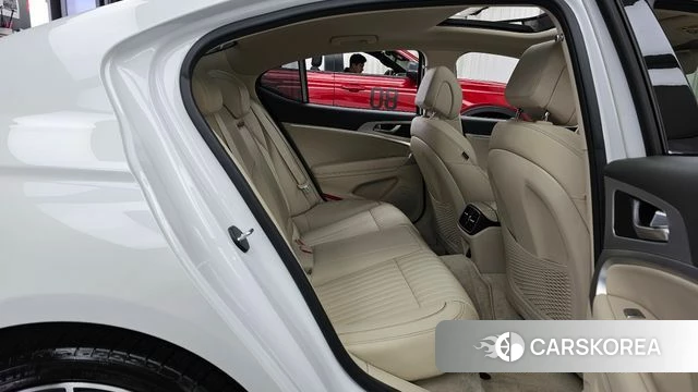 Genesis The New G70 2022 Белый из Кореи, фото 3