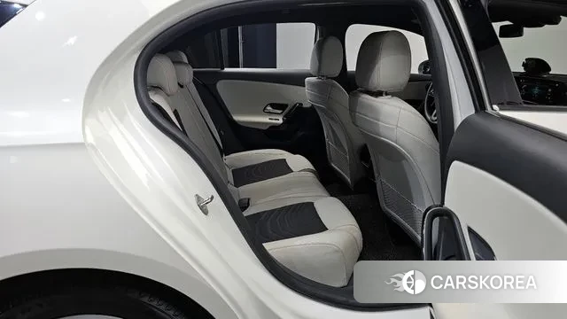 Mercedes-Benz A-Class W177 2020 Белый из Кореи, фото 3