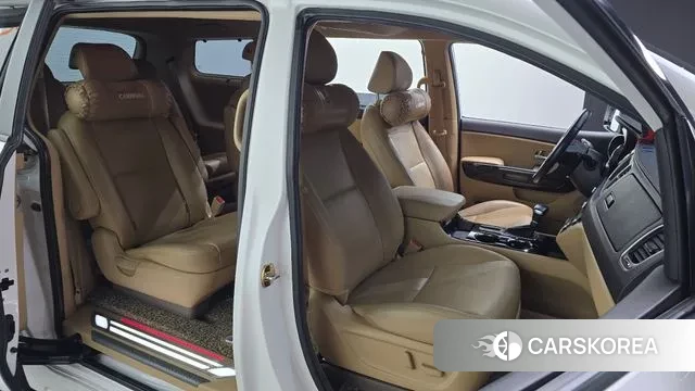 Kia The New Carnival 2018 Белый из Кореи, фото 3