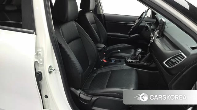 Kia Seltos 2021 Белый из Кореи, фото 3