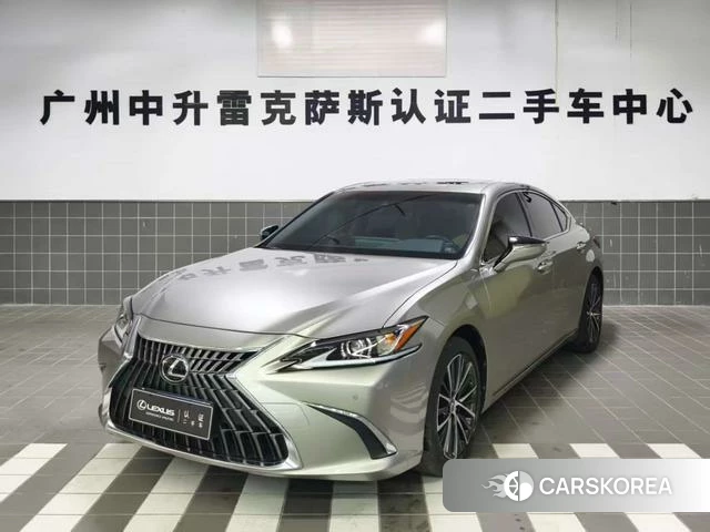 Lexus ES 2024 Серебристо-серый из Китая, фото 3