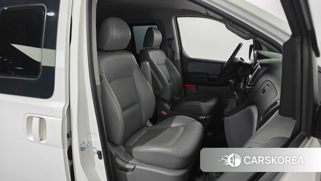 Hyundai The New Grand Starex 2021 Белый из Кореи, фото 3
