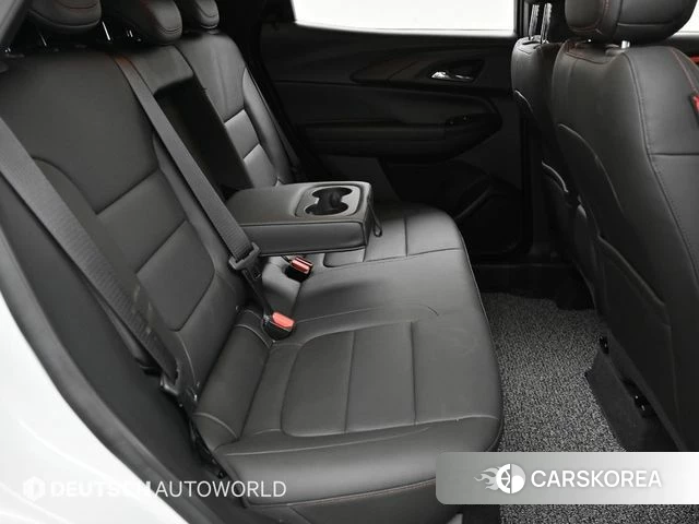 Chevrolet (GM Daewoo) The New Trail Blazer 2024 Белый из Кореи, фото 3