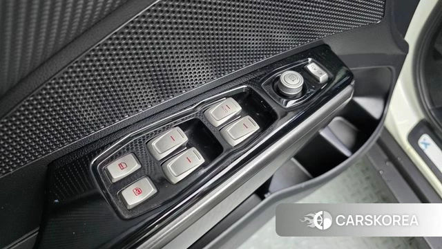 Ssangyong Tivoli Air 2018 Белый из Кореи, фото 3