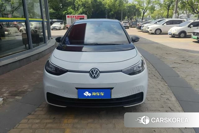 Volkswagen ID.3 2023 Белый из Китая, фото 3