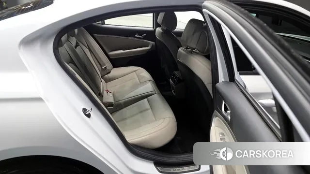 Genesis The New G70 2022 Белый из Кореи, фото 3