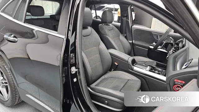 Mercedes-Benz GLA - Class H247 2025 Черный из Кореи, фото 3