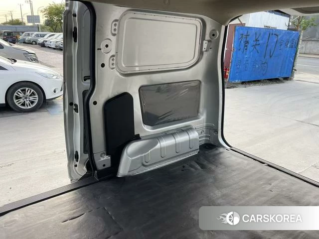 Wuling Automobile Wuling Hongguang V 2020 Серебристо-серый из Китая, фото 3