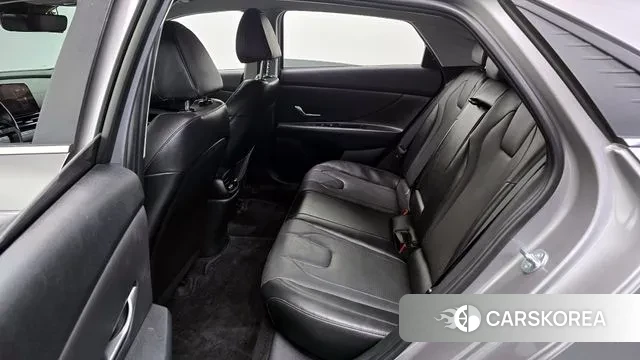 Hyundai Avante (CN7) 2023 Серебряный из Кореи, фото 3