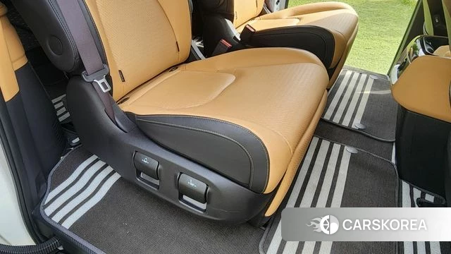 Kia Carnival 4th generation 2023 Белый из Кореи, фото 3