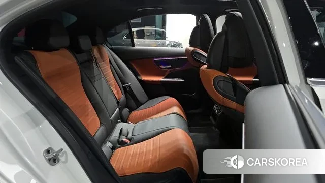 Mercedes-Benz C-Class W206 2024 Белый из Кореи, фото 3