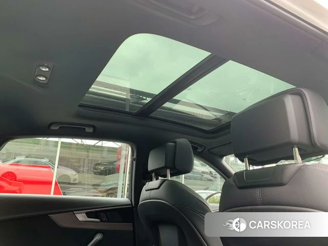 Audi A4L 2023 Белый из Китая, фото 3