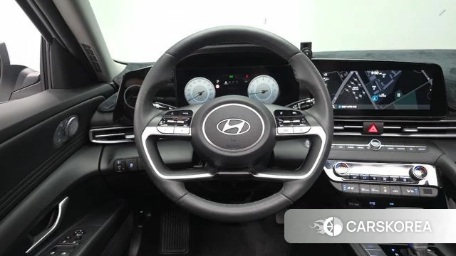 Hyundai The New Avante (CN7) 2023 Белый из Кореи, фото 3