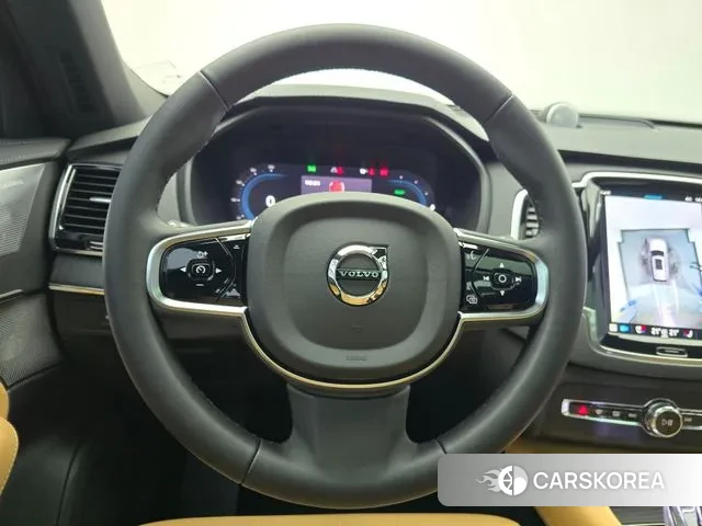 Volvo XC90 second Generation 2024 Белый из Кореи, фото 3
