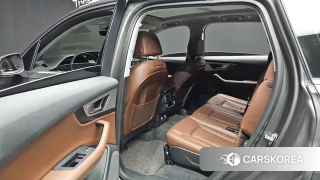 Audi Q7 (4M) 2019 Серый из Кореи, фото 3