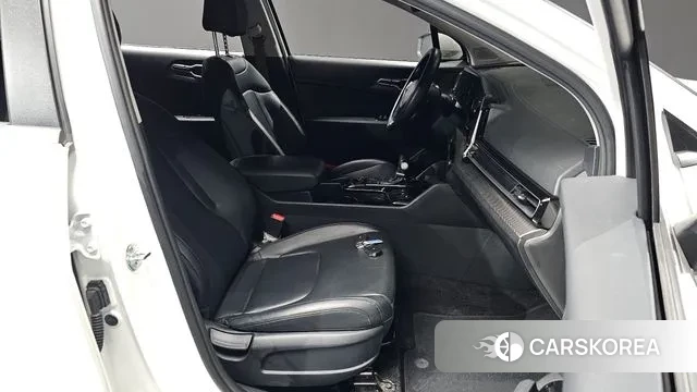 Kia Sportage 5th Generation 2021 Белый из Кореи, фото 3