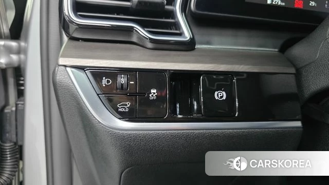 Kia Sportage 5th Generation 2022 Серебряный из Кореи, фото 3