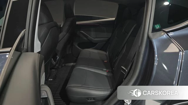 Tesla Model Y 2025 Серый из Кореи, фото 3