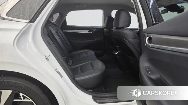 Hyundai The New Grandeur IG Hybrid 2021 Белый из Кореи, фото 3