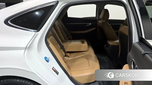 Hyundai Sonata (DN8) 2019 Белый из Кореи, фото 3