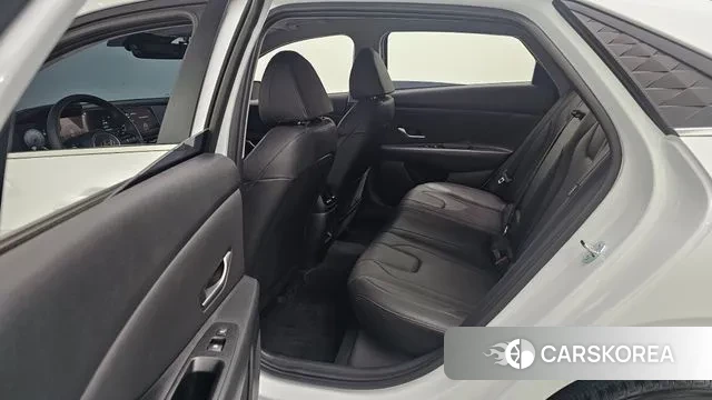 Hyundai The New Avante (CN7) 2025 Белый из Кореи, фото 3