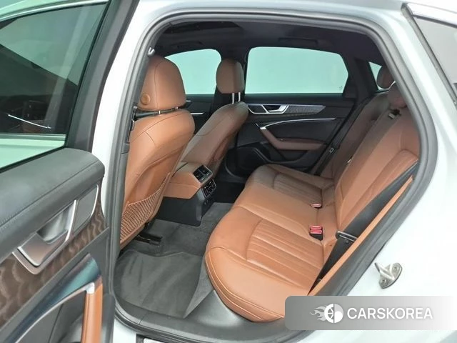 Audi A6 (C8) 2023 Белый из Кореи, фото 3
