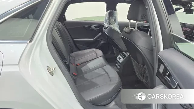 Audi A4 (B9) 2021 Белый из Кореи, фото 3