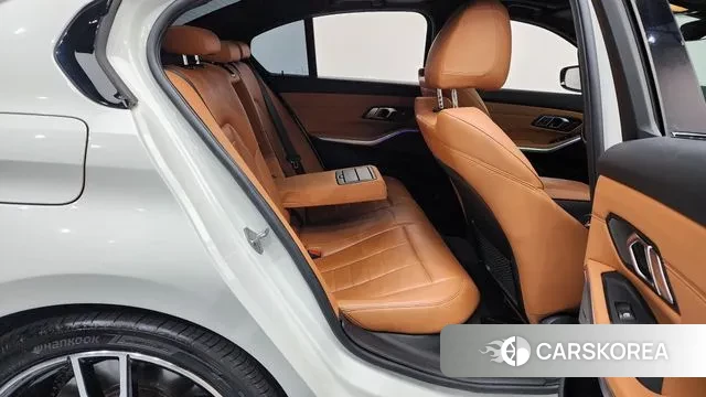 BMW 3 Series (G20) 2019 Белый из Кореи, фото 3