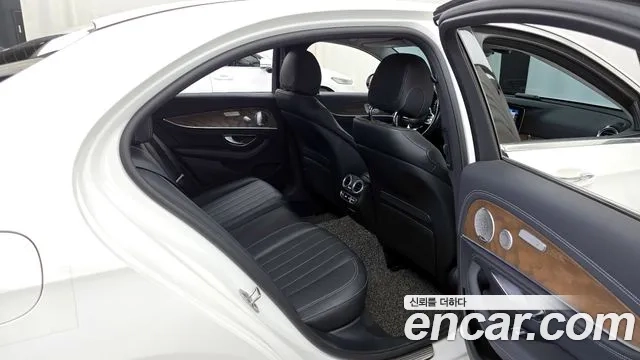 Mercedes-Benz E-Class W213 2020 Белый из Кореи, фото 3