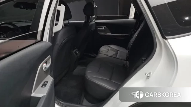 Kia Niro Plus 2022 Белый из Кореи, фото 3