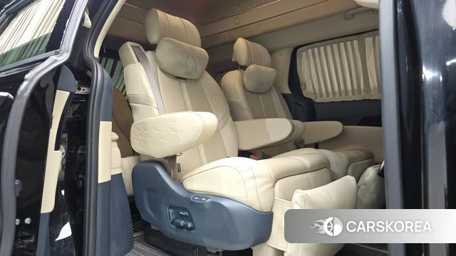 Kia Carnival 4th generation 2022 Черный из Кореи, фото 3