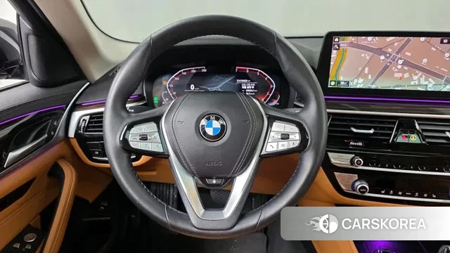 BMW 5 Series (G30) 2022 Черный из Кореи, фото 3