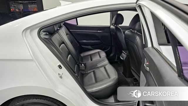 Hyundai Avante AD 2018 Белый из Кореи, фото 3