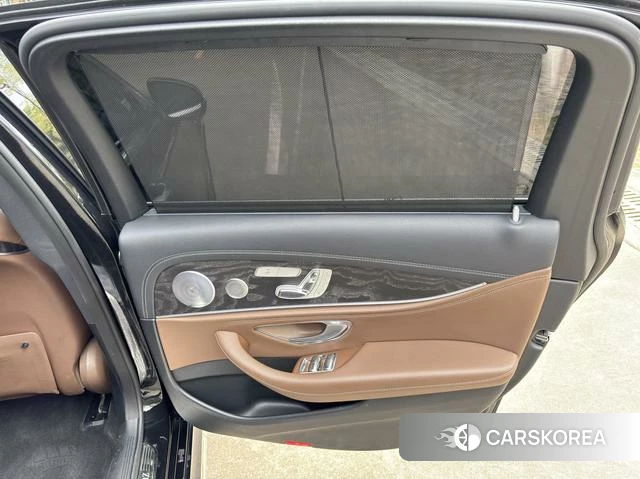 Mercedes-Benz E-class 2020 Черный из Китая, фото 3