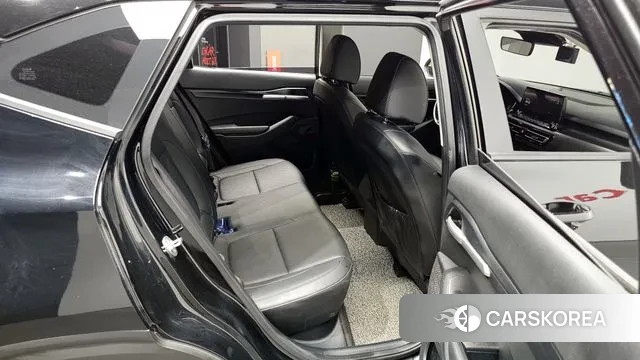 Kia Seltos 2022 Черный из Кореи, фото 3