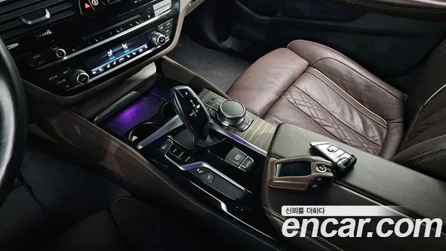 BMW 5 Series (G30) id 2394622 из Кореи 3