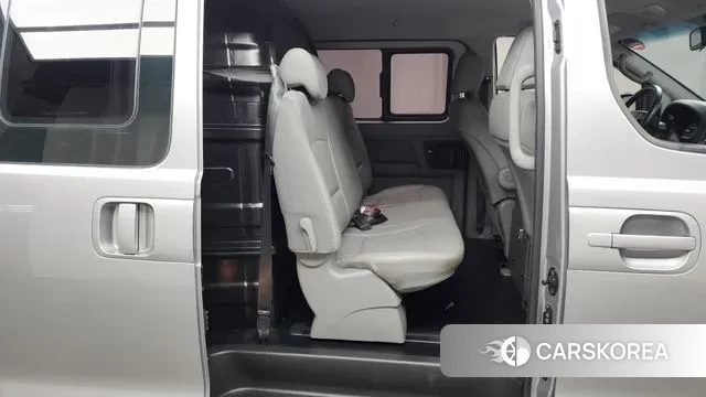 Hyundai The New Grand Starex 2020 Серебряный из Кореи, фото 3