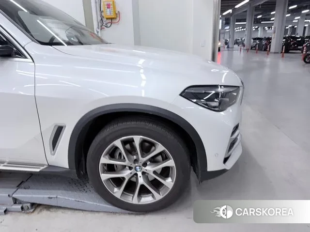 BMW X5 (G05) 2021 Белый из Кореи, фото 3