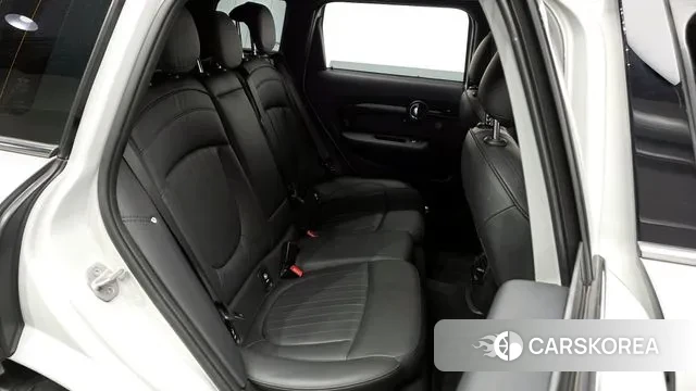 Mini Cooper S Clubman 2021 Серебряный из Кореи, фото 3