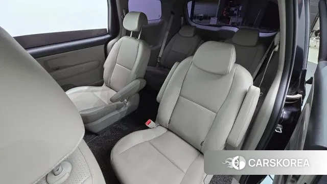 Kia The New Carnival 2018 Серый из Кореи, фото 3