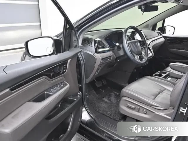 Honda Odyssey 2020 Черный из Кореи, фото 3