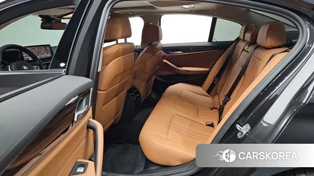 BMW 5 Series (G30) 2021 Серый из Кореи, фото 3