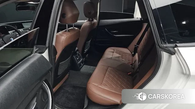 BMW 3 Series GT (F34) 2018 Белый из Кореи, фото 3