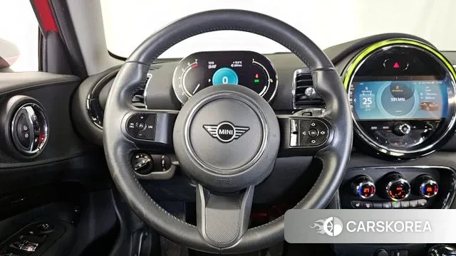 Mini Cooper Clubman 2023 Красный из Кореи, фото 3