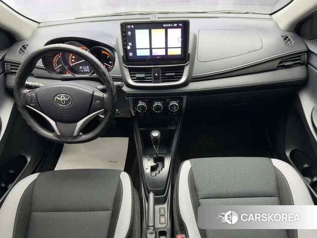 Toyota YARIS L Zhixuan 2022 Белый из Китая, фото 3