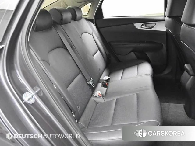 Kia The New K3 2nd generation 2022 Серый из Кореи, фото 3